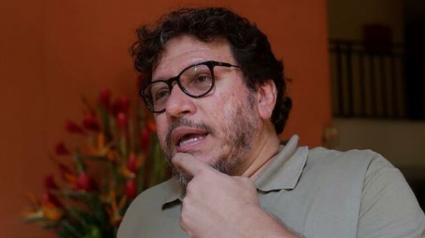 El escritor colombiano Santiago Gamboa
