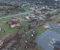 Gutxienez 22 pertsona hil dira Tennesseen, tornado-kate baten ondorioz