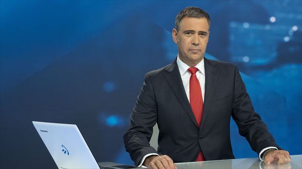 Juan Carlos Etxeberria, presentador de los informativos "Teleberri 2".