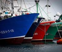 La flota de bajura de Bizkaia y Gipuzkoa pide autogestionar las cuotas de anchoa y bonito