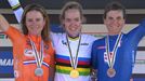 Anna van der Breggen gana también el Campeonato del Mundo de Ruta