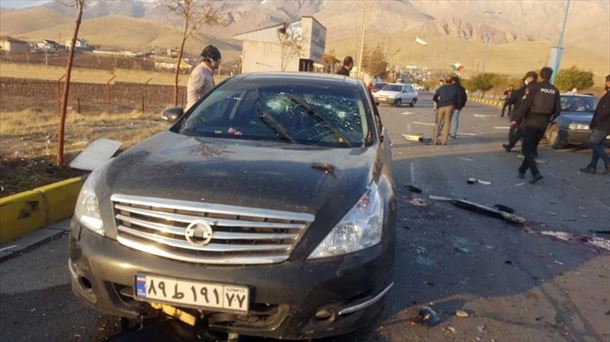 El vehículo atacado en el asesinato de Mohsen Fajrizadeh. Foto: EFE