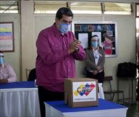 Madurok bere kargua berretsi duela dio, hauteskundeetan chavistak nagusitu ostean