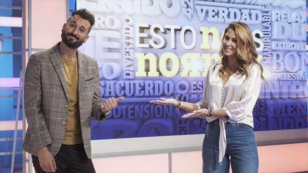 Igor Siguero y Ainhoa Sanchez presentan "Esto no es normal".