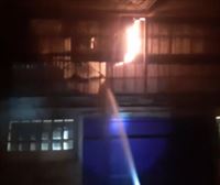 Intoxicado grave un trabajador en un incendio en un almacén de Renfe en Pamplona 