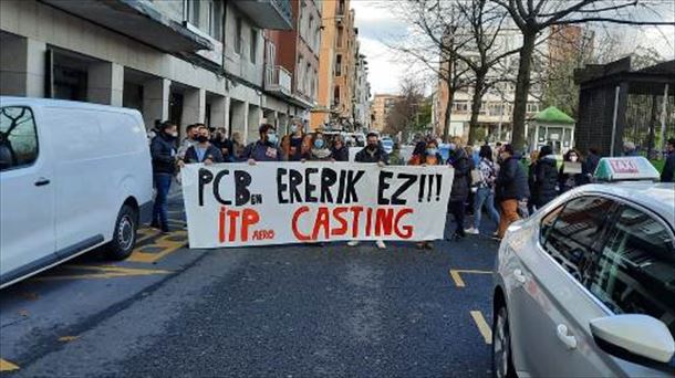 Protesta de los trabajadores de ITP Aero Casting contra el ERE. 