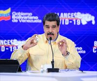 Nicolás Maduro presenta unas gotas ''milagrosas'' que ''neutralizan'' el coronavirus
