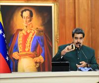 Maduro haserre agertu da Zuckerbergekin, berak sustatzen duen botika zentsuratzeagatik