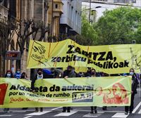 LAB insta a “otra huelga general” en una multitudinaria protesta en Bilbao