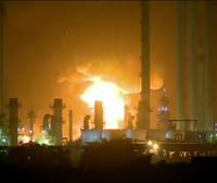 Se desata un gran incendio en una refinería del sur de Teherán