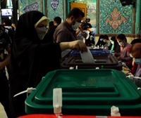 Irán vota en unas elecciones presidenciales dominadas por los conservadores
