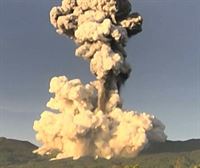 Potente erupción del volcán Rincón de la Vieja de Costa Rica