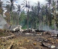 50 personas han muerto en el accidente de un avión militar filipino