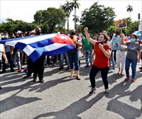 Ehunka lagun atxilotu ditu Poliziak Habanan eta beste hiri batzuetan, Gobernuaren aurkako manifestazioetan