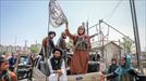 ¿Quiénes son los talibanes y qué pretenden hacer en Afganistán?