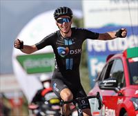 El francés Romain Bardet triunfa en Pico Villuercas