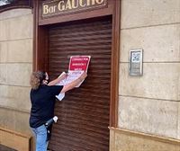 Hosteleros del casco viejo de Pamplona cierran masivamente en protesta por las agresiones