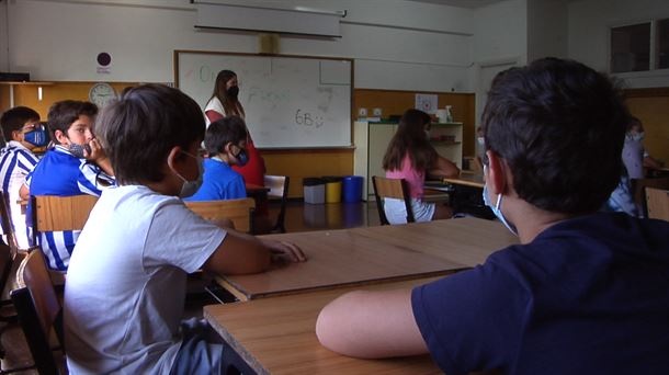 Alumnos y alumnas en un centro escolar de Euskadi