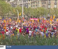 Miles de personas reclaman la independencia en las calles de Barcelona