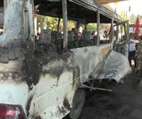 Gutxienez 13 pertsona hil dira Damaskon, autobus militar batean izandako bi leherketan