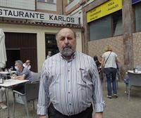 Marisco, chuleta y una gran colección de objetos de hostelería en el restaurante Karlo's