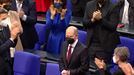 El Parlamento alemán elige a Olaf Scholz como canciller 