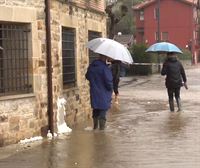 El Cadagua se desborda, y vecinos de Sodupe y Alonsotegi se muestran preocupados por sus viviendas