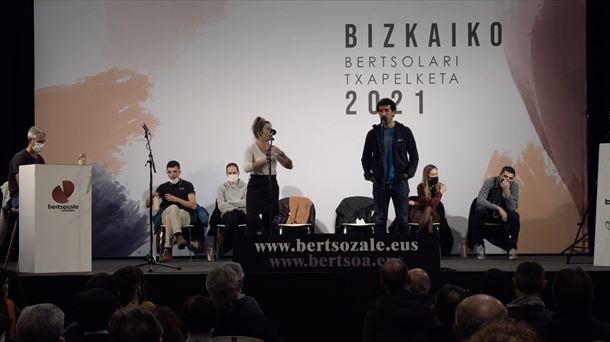 El Campeonato de Bertsolaris de Bizkaia en ''Hitzetik Hortzera