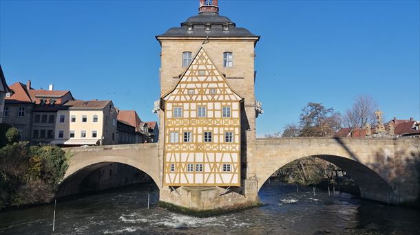 Bamberg hiriaren udaletxe bitxia.   