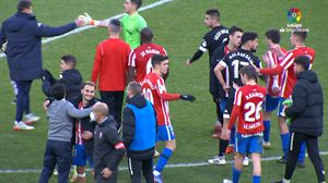 Sporting vs Amorebieta (2-1): SmartBank Ligako laburpena, golak eta jokaldirik onenak