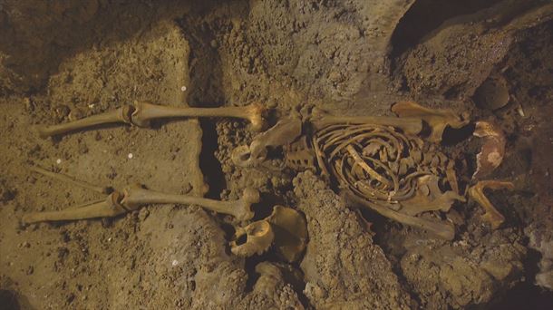 El estudio del Hombre de Loizu desvela los primeros datos sobre un asesinato ocurrido hace 11.700 años