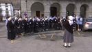 El coro de Arratia vuelve a salir a la calle en la víspera de Santa Agueda