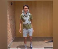 Primeras imágenes de Egan Bernal caminando 18 días después de su grave accidente 