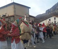 El carnaval rural de Álava resurge de sus cenizas y arranca en Ilarduia, Egino y Andoin