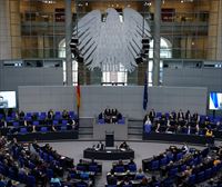 Zelenski, Alemaniako Parlamentuan: ''Putinek beste harresi bat eraiki nahi du Europan''