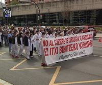 Basurto Bizirik plataforma kalera irten da bihotzeko kirurgia Gurutzetara eramateko erabakiaren aurka
