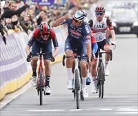 Así ha sido el espectacular último kilómetro en el Tour de Flandes