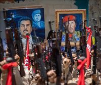 Milaka chavistak Hugo Chavez Presidentetzara itzuli zeneko hogeigarren urteurrena ospatu dute