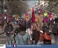 La disputa entre Macron y Le Pen llega a las calles