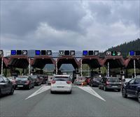 Solucionadas las retenciones en Cantabria sentido Bizkaia, reina la normalidad en las carreteras vascas