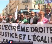 Hainbat manifestazio izan dira Frantzian ultraeskuinaren aurka, baina baita Macronen politiken aurka ere