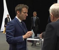 Macron y Le Pen ya han votado en sus respectivos colegios electorales