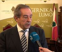 El alcalde de Gernika pide reconocer la responsabilidad franquista en el bombardeo
