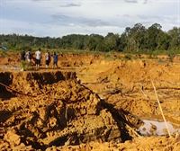 Al menos doce mujeres han muerto en un deslizamiento de tierra ocurrido en una mina de oro de Sumatra
