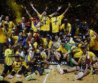 El Lenovo Tenerife de Vidorreta gana su segunda Liga de Campeones en Bilbao