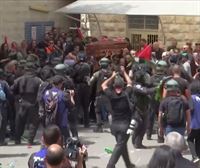 La policía israelí siembra el caos en el cortejo fúnebre de la periodista palestina Shireen Abu Akleh