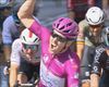Dèmare suma su tercera victoria de etapa y Juanpe López sigue de rosa