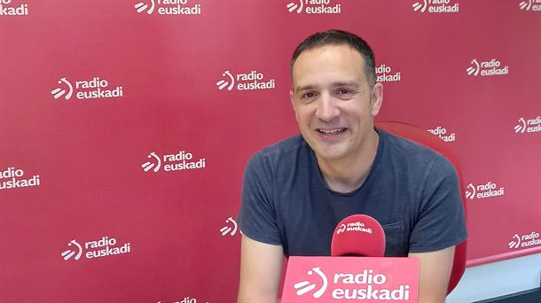 Mitxel Lakuntza reprocha falta de voluntad a los gobiernos vasco y navarro para consolidar puestos de trabajo 