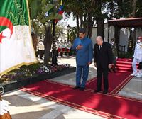 El presidente de Argelia recibe a Nicolás Maduro
