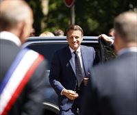 Macron mantiene el núcleo del Ejecutivo y depura su equipo tras las elecciones legislativas y los escándalos